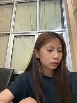 Lil-Gi online show from April 27, 4:26 pm