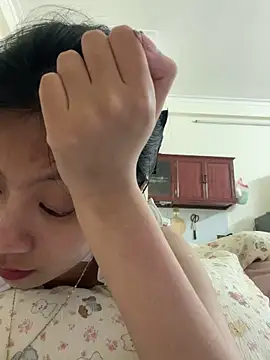 Lil-Gi online show from November 30, 4:55 pm