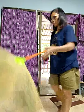 Mama Eva 1 online show from November 21, 4:25 am