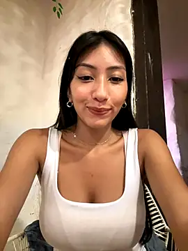 Snapshot of Mavi_roouse_ chatting on October 1, 1:21 am Mavi roouse  online show from October 1, 1:21 am