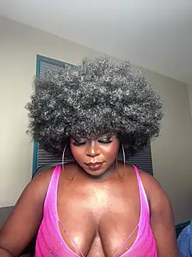WomanNextdoor1 online show from July 1, 2:44 am