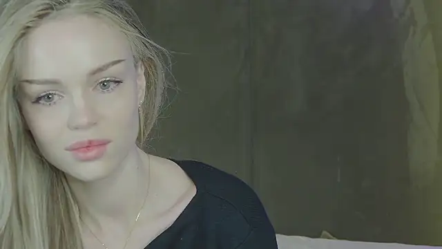 MarilynNova online show from March 24, 4:40 am