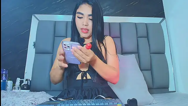 Roxana gomez online show from February 1, 4:44 am