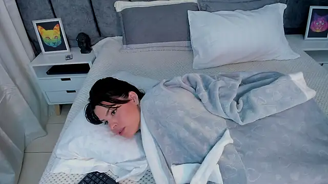 Astrid Velle online show from January 13, 5:35 am