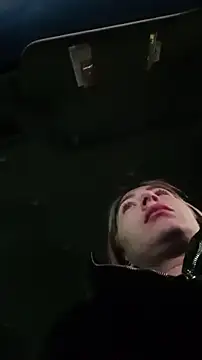 Reina Cummings online show from December 18, 5:01 am