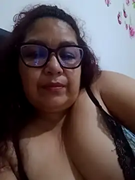 ladytropical1 online show from February 8, 2:04 am