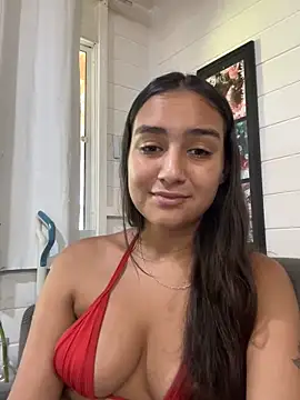 hannahhotwife online show from April 10, 5:30 pm