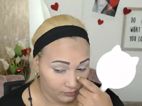 laleska montenegro online show from November 22, 2:58 am