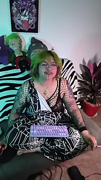 XxGreenGoodxX online show from March 6, 10:05 pm