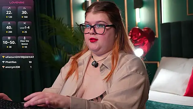 Mia Ray online show from February 10, 5:49 pm