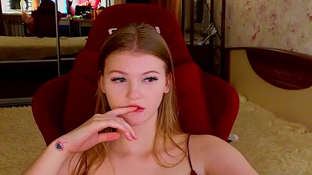 Jenny Skinner20 online show from November 27, 8:12 pm