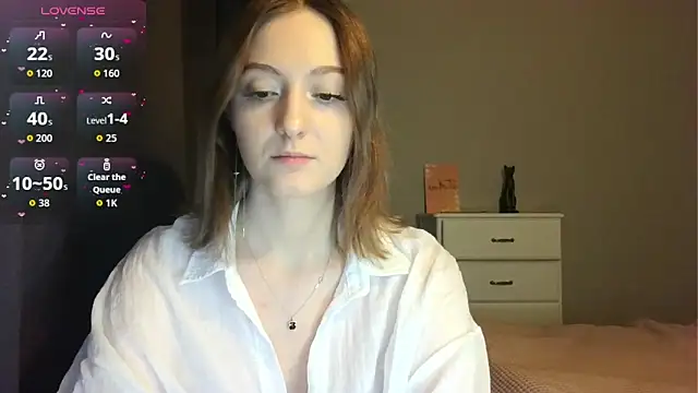 white liillyy online show from March 13, 11:06 pm