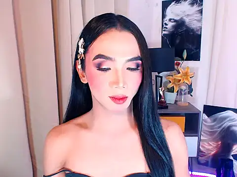 Jane Bilbeisi online show from December 15, 12:21 pm