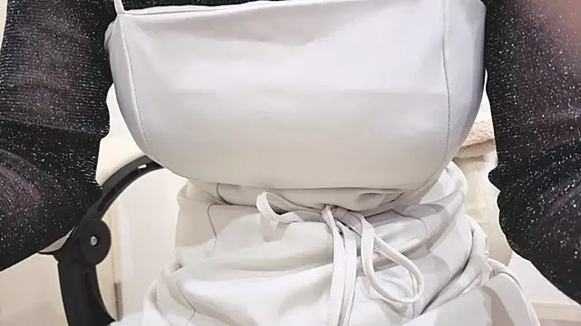 Snapshot of miho-ch chatting on November 1, 1:04 pm miho-ch online show from November 1, 1:04 pm