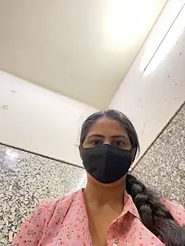 SashaPatel online show from June 1, 11:34 am