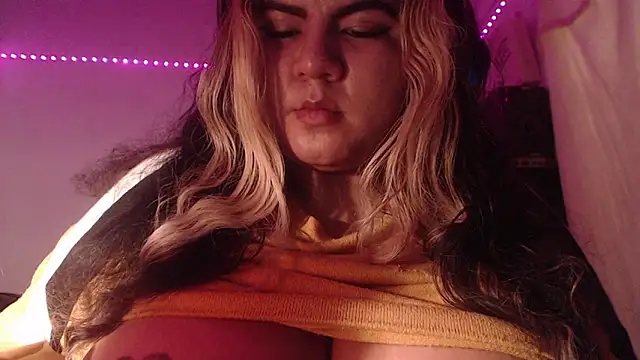 DotexxBig Keitt online show from January 15, 4:18 am