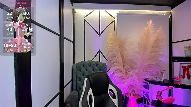 NahomiRichards  online show from March 1, 6:13 am