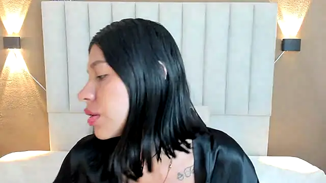 goddess saori  online show from April 2, 10:07 pm