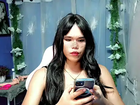 Snapshot of Slutty_Isabelle chatting on October 19, 9:44 am Slutty Isabelle online show from October 19, 9:44 am