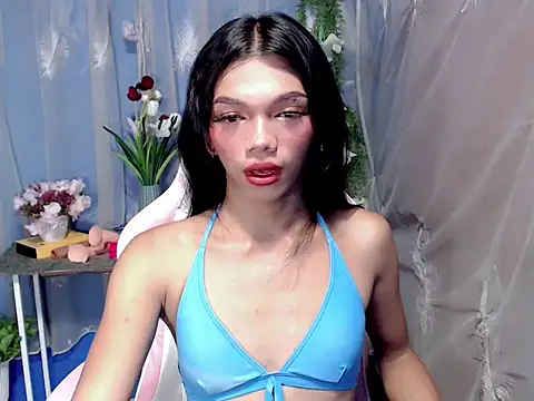 Snapshot of Slutty_Isabelle chatting on October 28, 5:02 am Slutty Isabelle online show from October 28, 5:02 am