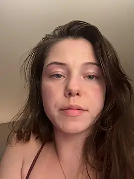 lilbbyily online show from April 21, 2:15 am