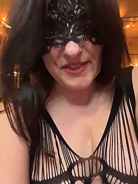 kyliebri online show from November 20, 10:00 pm