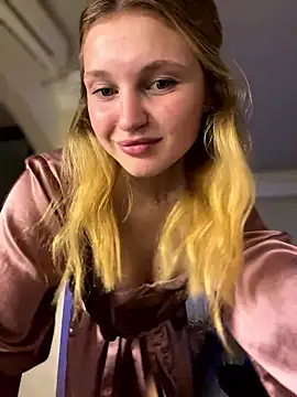 Emaline Fane online show from January 11, 6:24 pm