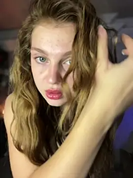 Emaline Fane online show from April 19, 6:43 pm