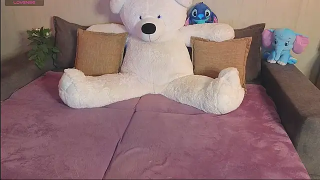 Rosaline lov online show from March 2, 4:46 pm