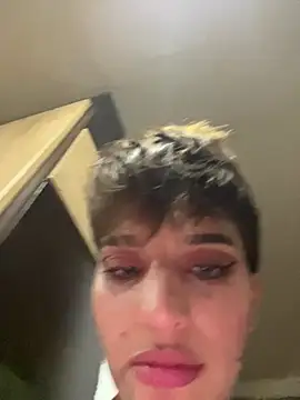 DayanaDG online show from March 10, 11:20 pm