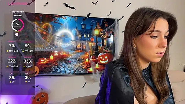 Eva Collinss online show from November 1, 2:05 am