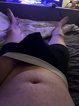 naughtycoupl98 online show from April 12, 1:30 am