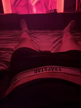 naughtycoupl98 online show from February 18, 12:43 am