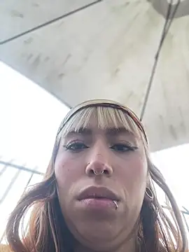 Sallem Pink online show from February 9, 11:45 am