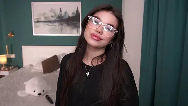 HollisHearl online show from September 21, 7:29 am