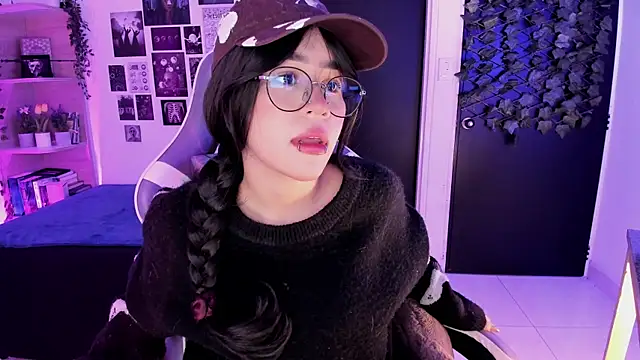 Liz rogers x online show from December 20, 3:21 am