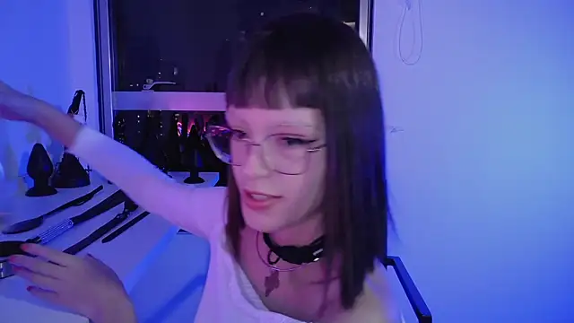 Snapshot of nina_kink chatting on September 10, 9:26 pm nina kink online show from September 10, 9:26 pm