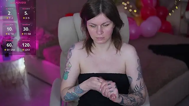 TinaMelt online show from February 15, 7:35 pm