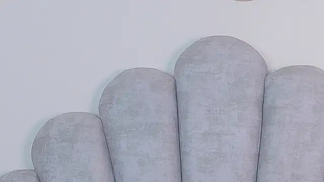 emma-conti2 online show from April 8, 3:36 pm