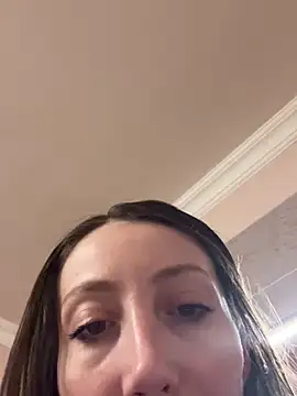 HellaryTourent online show from February 26, 7:24 pm