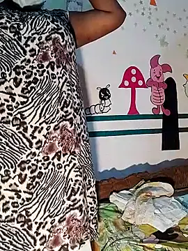 samadi18 online show from April 10, 5:08 pm