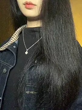 Nhinhi18 online show from December 18, 3:17 pm