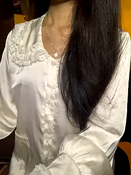 Nhinhi18 online show from October 12, 4:31 pm