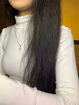 Nhinhi18 online show from February 10, 3:04 pm