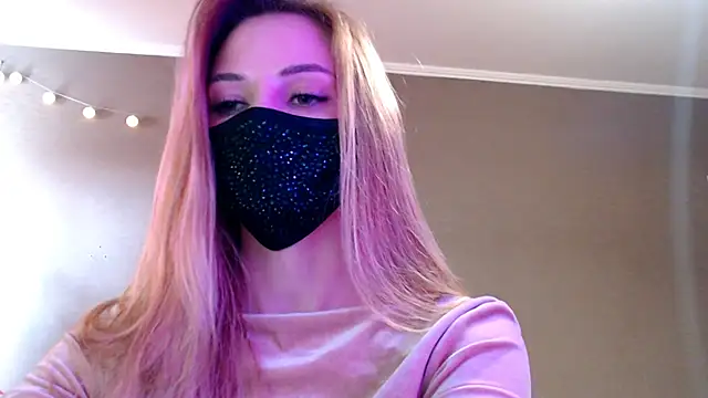 Iris lave online show from April 12, 2:31 pm