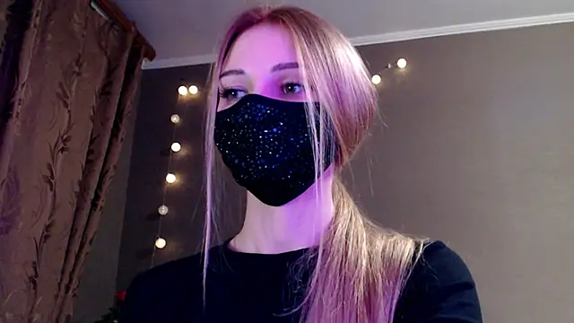 Iris lave online show from February 12, 6:53 pm