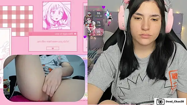 Snapshot of demi_chan chatting on September 11, 8:14 am demi chan online show from September 11, 8:14 am