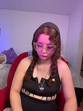 Sharon Black online show from April 18, 1:41 am