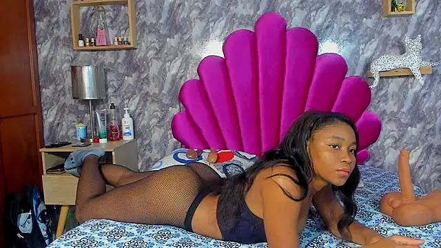 EMMA SANTANA online show from September 24, 8:08 pm