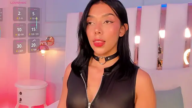 selene phmoon online show from February 5, 5:10 am